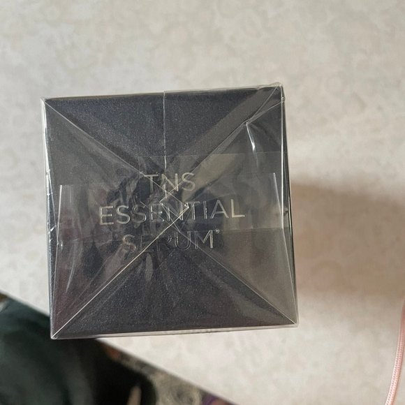SkinMedica TNS essential serum - Picture 3 of 4
